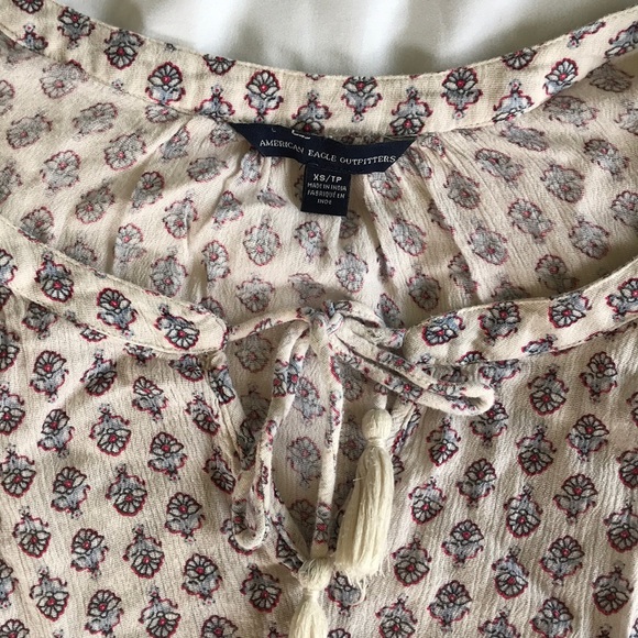 American eagle floral top - Picture 3 of 4